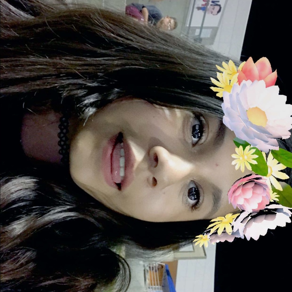 Meet your Posher, Edna